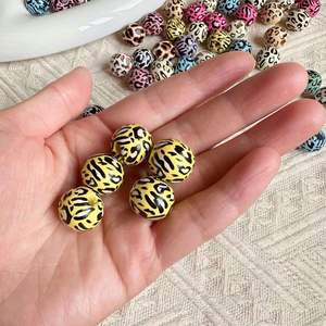 Nouveaux accessoires de bijoux DIY, perles imprimées léopard bicolores, perles en bois mélangées, pampilles en bois, perles en vrac, perles transfrontalières, entièrement métalliques - Product Image 4