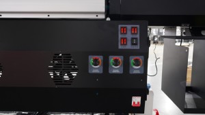 เครื่องพิมพ์พล็อตเตอร์ Yinstar <span class=keywords><strong>3.2</strong></span> เมตร แบบ Eco-Solvent พร้อมหัวพิมพ์ I3200 E1 จำนวน 4 หัว สำหรับพิมพ์สติกเกอร์ไวนิลสะท้อนแสงแบบ Prismatik ด้วยหมึก Eco Solvent - Product Image 6