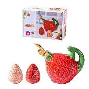 Ensemble de 6 bouteilles à épices en céramique sous-glaçure en forme de fraise pour la cuisine, pour l'huile, le vinaigre, le sel, le poivre, passe au lave-vaisselle, pour aliments - Product Image 2