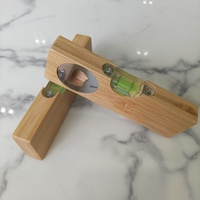 Ouvre-bouteille multifonctionnel simple en bambou avec niveau à bulle et tire-bouchon, ouvre-bouteille domestique pour bière et vin, Chine TR350