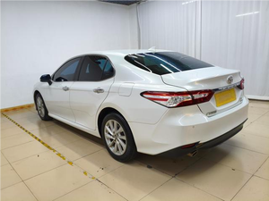 Toyota Camry 2.0G Édition Luxe 2021 |   Première inscription : janvier 2022 |   Blanc |   <span class=keywords><strong>69</strong></span> 600 KM |   Voiture d'occasion reconditionnée professionnellement - Product Image 3