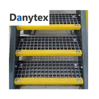 Marches en treillis de fibre de verre moulé industriel Danytex, marches d'escalier avec surface granuleuse
