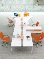 Poste de travail modulaire ergonomique en mélamine stratifiée MDF pour 3 personnes, en forme de V, avec structure métallique, design moderne