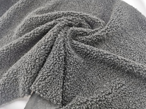 Vendita calda morbido tatto della mano ricci faux pelliccia di peluche finta pelliccia per l'indumento/giocattolo/tessuti per la casa - Product Image 2