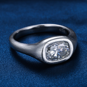 Anillo <span class=keywords><strong>de</strong></span> Compromiso para Hombre YAXI, en Plata S925 <span class=keywords><strong>y</strong></span> <span class=keywords><strong>Oro</strong></span> <span class=keywords><strong>de</strong></span> 10K/14K/18K, con Diamante Natural Cultivado en Laboratorio, Corte Cojín, Certificado IGI, Gran <span class=keywords><strong>Venta</strong></span> - Product Image 1