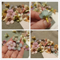 Vente chaude 2cm Marguerite Soie Fleurs Faux Fleurs pour DIY Guirlande De Mariage Artisanat Fête Mini Têtes De Fleurs Artificielles
