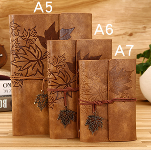 Cuaderno de Hojas Sueltas con Cubierta de Cuero PU Vintage con Diseño de Hoja de Arce A6, Cuaderno Espiral de Viaje - Product Image 2