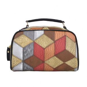 BSCI Factory 2024 New Product Luxury Cosmetic Bag Travel <b>Make</b> Up Bags For Women - Product Image 2