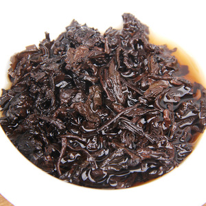 2023 Thé Puerh Shu <span class=keywords><strong>Qi</strong></span> <span class=keywords><strong>Zi</strong></span> <span class=keywords><strong>Bing</strong></span> certifié, à parfum doux, fermenté, en gâteau compressé du Yunnan, thé amincissant - Product Image 6