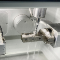 Machine de fraisage à eau dentaire de précision, équipement dentaire, machine de fraisage CNC 5 axes