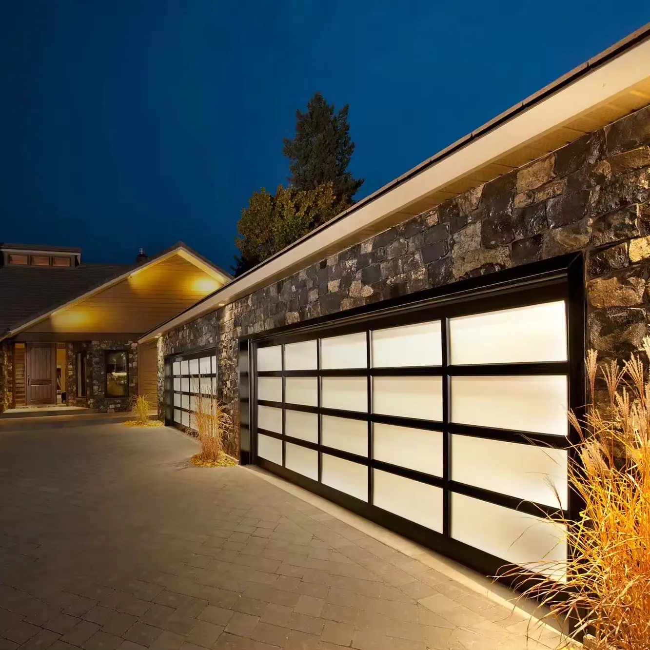 Yangına dayanıklı temperli cam ile Modern tasarım alüminyum garaj
