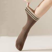 Chaussettes de sport pour femmes, transparentes, imprimées sur mesure, de haute qualité, respirantes, en coton tricoté, douces, antidérapantes, à compression, pour le yoga