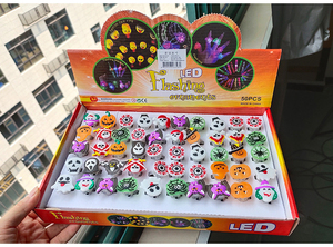 <span class=keywords><strong>Halloween</strong></span> ánh sáng lên phát sáng Nhẫn 50pcs <span class=keywords><strong>Halloween</strong></span> Đảng ủng hộ LED Nhẫn nhấp nháy phát sáng Nhẫn ngón tay vui vẻ đồ chơi cho trẻ em người lớn - Product Image 4