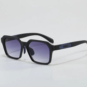 2026 New Retro Unisex UV400 High Quality Personalized Classic Sport Sunglasses - Product Image 1