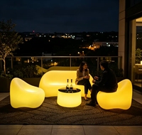 Wasserdichtes Modernes Mehrfarbiges LED-Sofa-Set mit Fernbedienung IP54-Zertifiziert Feiertagsdekoration Weihnachten Halloween Outdoor Küche