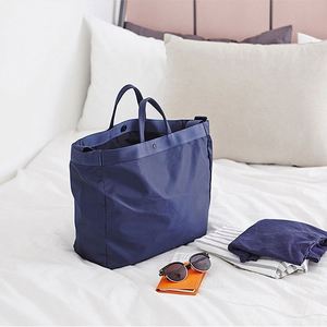 Bolsa impermeable de fábrica BSCI, bolsa de lona para viaje y gimnasio, bolsa de hombro portátil personalizada para yoga, natación y deportes. - Product Image 3