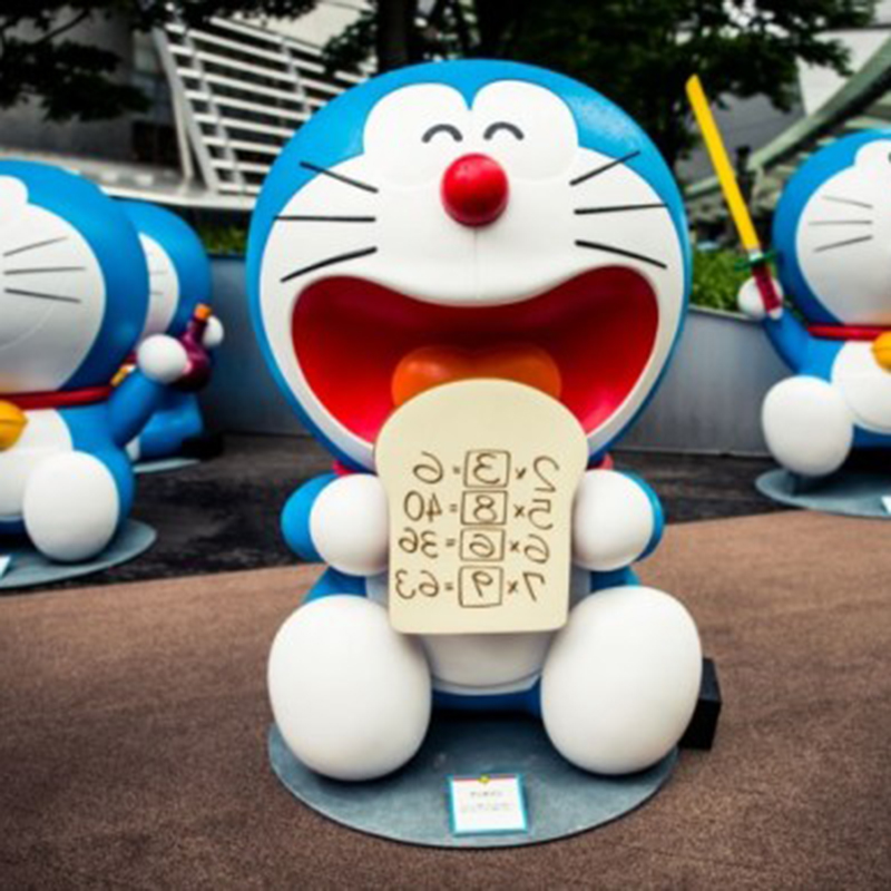 等身大ドラえもん ほぼ等身大のドラえもんぬいぐるみ、19万4250円で販売