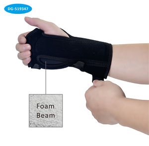Attelle de soutien du poignet pour soulager les symptômes du <span class=keywords><strong>syndrome</strong></span> du canal carpien nuit soutien stabilisateur du poignet - Product Image 2