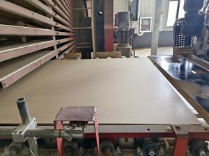 Panneau MDF stratifié mélaminé blanc 8 mm double face 4x8 pieds, panneau <span class=keywords><strong>de</strong></span> fibres à densité moyenne, vente en gros, qualité E0, <span class=keywords><strong>plaque</strong></span> <span class=keywords><strong>de</strong></span> bois pour la décoration - Product Image 3