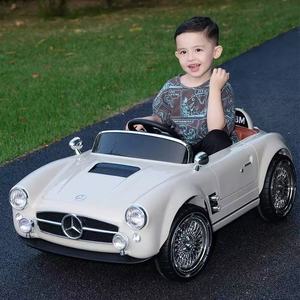 Vehículo Eléctrico para Niños, Modelo <span class=keywords><strong>Mercedes</strong></span> Clásico Rojo Burdeos, con Control Remoto, Cuatro Ruedas, Potente, con Música y Luces, Ligero - Product Image 6
