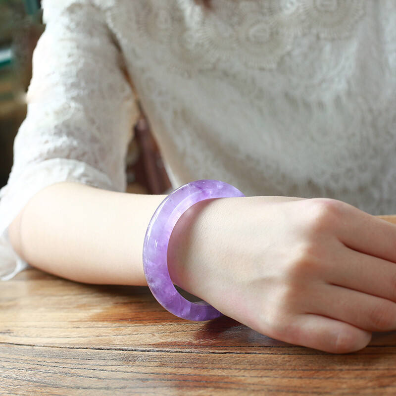 amethyst bangle