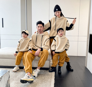 Sudaderas con capucha de lana de diseño Popular para niños, <span class=keywords><strong>sudadera</strong></span> de retales a juego para madre e hija, ropa de moda de invierno - Product Image 3