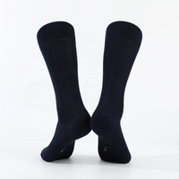 Vente en Gros Modal Hommes Robe Crew Chaussettes Confortables Bleu Marine avec Logo Personnalisé Design Classique
