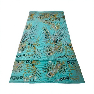 Tela de Terciopelo de Alta Calidad con Cuentas Bordadas, Bordado Intrincado, Decoración con Pedrería, Ecológica, Elegante y Tradicional - Product Image 3