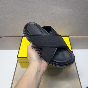 Sandalias de una Sola Tira para Hombre, Parte Superior de Cuero Genuino, Plantilla Acolchada Suave, Suela de Goma Gruesa, Transpirables, Ligeras, Punta Abierta - Product Image 3