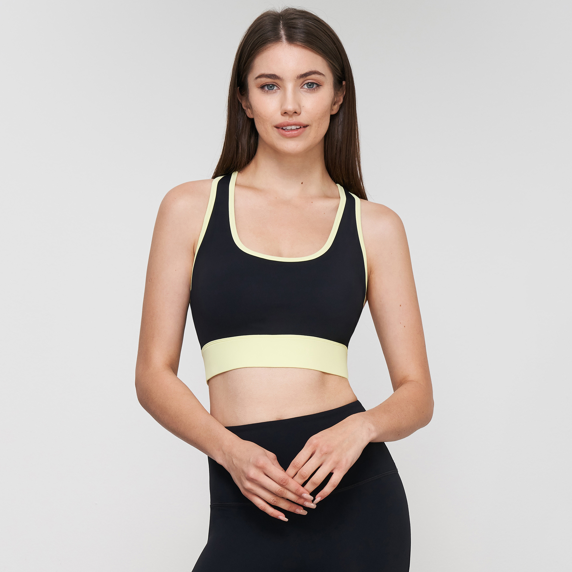 สีดำ + สีเหลืองส้มสะท้อนแสง