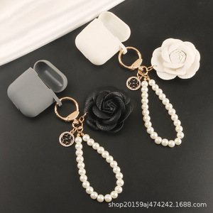 พวงกุญแจโลหะรูปไข่มุกใหม่ น่ารัก ประดับเพชร พวงกุญแจดอกไม้เล็กๆ ของตกแต่งกระเป๋าใส่หูฟัง - Product Image 4