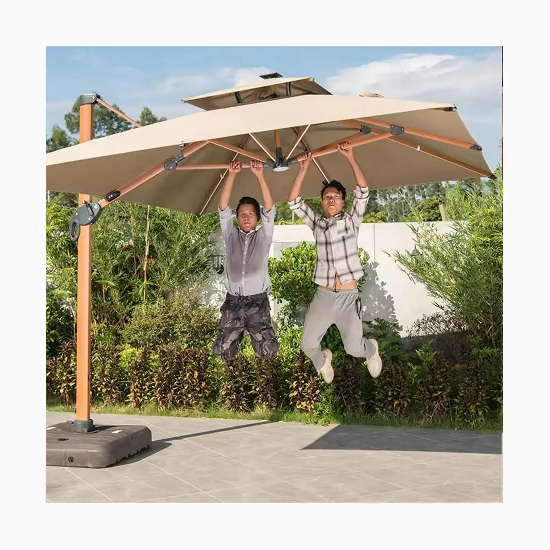 2024 Unique 100mm Aluminum Wood Grain Powder Coated Pole Patio Umbrella Outdoor Parasol Umbrella With Stable 200KG Water Base