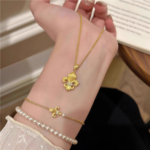 Collar con colgante de flor de lis de King Silver Jewelry, chapado en oro, cadena de plata S925, regalo para mujer, joyería de moda. - Product Image 3