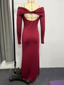 Robe de soirée élégante et tendance pour femme, coupe ajustée aux épaules, longueur ras du sol, style trapèze, respirante, idéale pour les soirées et événements. - Product Image 5