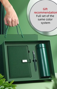 Agenda Mensile Personalizzabile Verde A5, Planner Annuale 2026, Diario Giornaliero, Set Regalo - Product Image 5