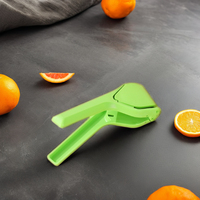 Centrifugeuse à citron originale, presse-agrumes en plastique manuel, presse à main portable, outil pour légumes, conception peu encombrante à plat