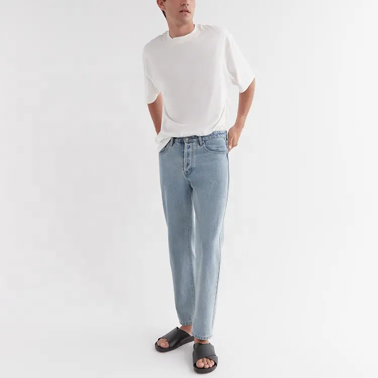 بنطلون جينز رجالي مخصص بسعر خاص من مصنع في الصين سروال جينز رجالي أزرق فاتح بمقاس مستقيم ملائم ومنتظم