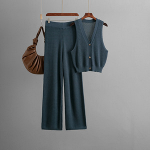 Conjunto de 2 Piezas de Moda para Mujer: Chaleco sin Mangas con Cuello en V y Pantalones de Pierna Recta de Cintura Alta - Product Image 5