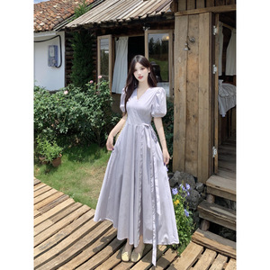 Vestido de Verano Estilo Francés con Cuello en V, Manga Corta, Cintura Alta, Corte A y Falda Larga para Mujer, Ligero e Informal - Product Image 4
