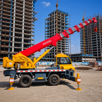 Grue sur mesure de 8 tonnes, fabrication artisanale, homologuée CE, directement de l'usine, pour l'ingénierie municipale et le levage de grumes forestières