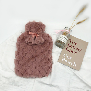 5 sacs chauffe-main 2l en fausse fourrure, étui pour boissons chaudes, amovible, avec longue housse en <span class=keywords><strong>peluche</strong></span>, vente en gros - Product Image 4
