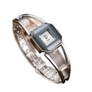 2025 New Cross-Border Fashion Women's Quartz Watch Square Korean Style Alloy Square <b>Bangle</b> Watch in Stock Dropshipping - Product Image 6