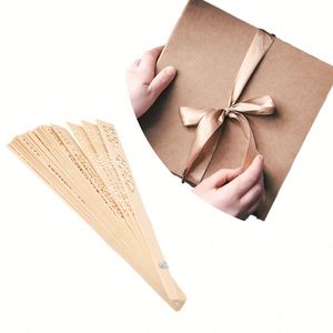 Abanico Plegable Chino Clásico de Madera con Grabado Personalizado y Técnica Pintada para Recuerdos y Presentaciones Culturales - Product Image 1