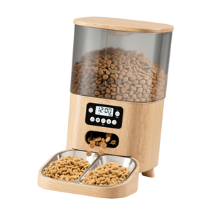 Dispensador de Comida para Perros con Diseño de Madera y Pantalla LCD, Capacidad de 4L para Vacaciones y Alimentación Diaria de Perros Pequeños/Medianos - Product Image 1