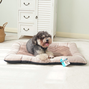 Tapis de lit pour animaux de compagnie bicolore, rectangulaire, avec housse amovible, coussin de couchage pour chien, tapis de sol d'hiver, lavable, rembourrage en fibre de polyester - Product Image 1