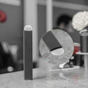 5000 pièces Logo Nano U18 0,15 mm Aiguilles de microblading <span class=keywords><strong>NanoBlade</strong></span> de qualité supérieure, stérilisées au gaz EO, échantillon gratuit, pour tatouage permanent des sourcils - Product Image 1
