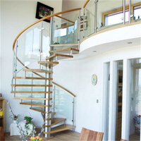Escalier en spirale en fer blanc, balustrade en acier blanc