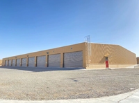 Structures en acier haute résistance pour la construction préfabriquée immobilière, conception de barndominiums préfabriqués écologiques et de hangars de stockage