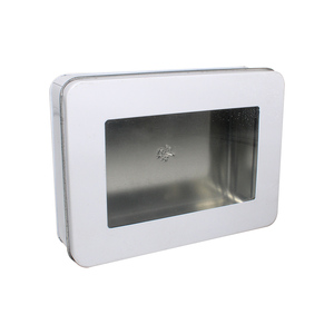 Boîte rectangulaire en fer blanc à finition mate avec fenêtre transparente et couvercle à vis pour l'affichage artisanal de bonbons, noix et petits objets - Product Image 1