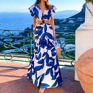 Vestido con Estampado de Hojas para Mujer - Escote en V Profundo, Mangas Cortas con Volantes, Cintura Recortada, Falda Maxi Escalonada, Elegante Atuendo para Vacaciones y Fiestas - Product Image 4